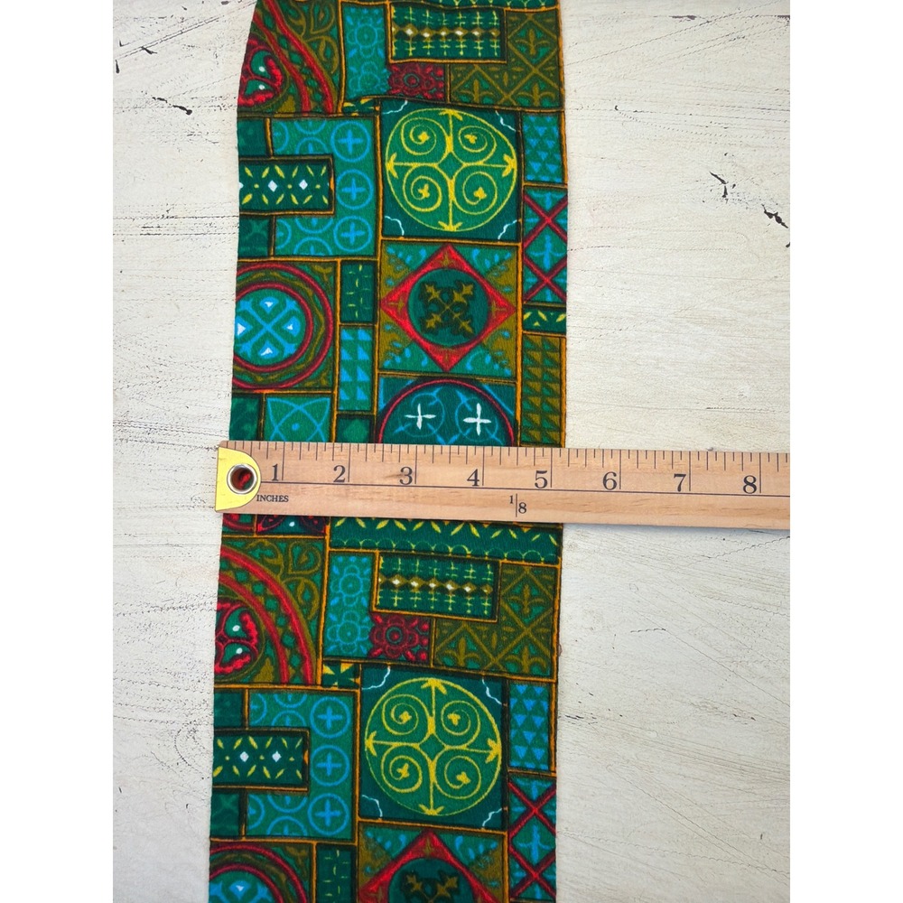 Unbranded Skinny Scarf Unisex OS Green Red Geometric Print Mosaic Tie - Picture 4 of 4